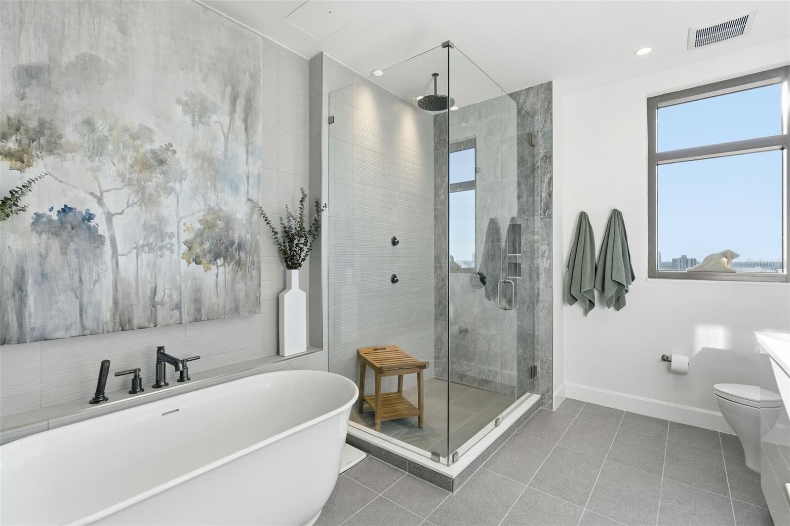 NOLEN THE CONDO - Residential