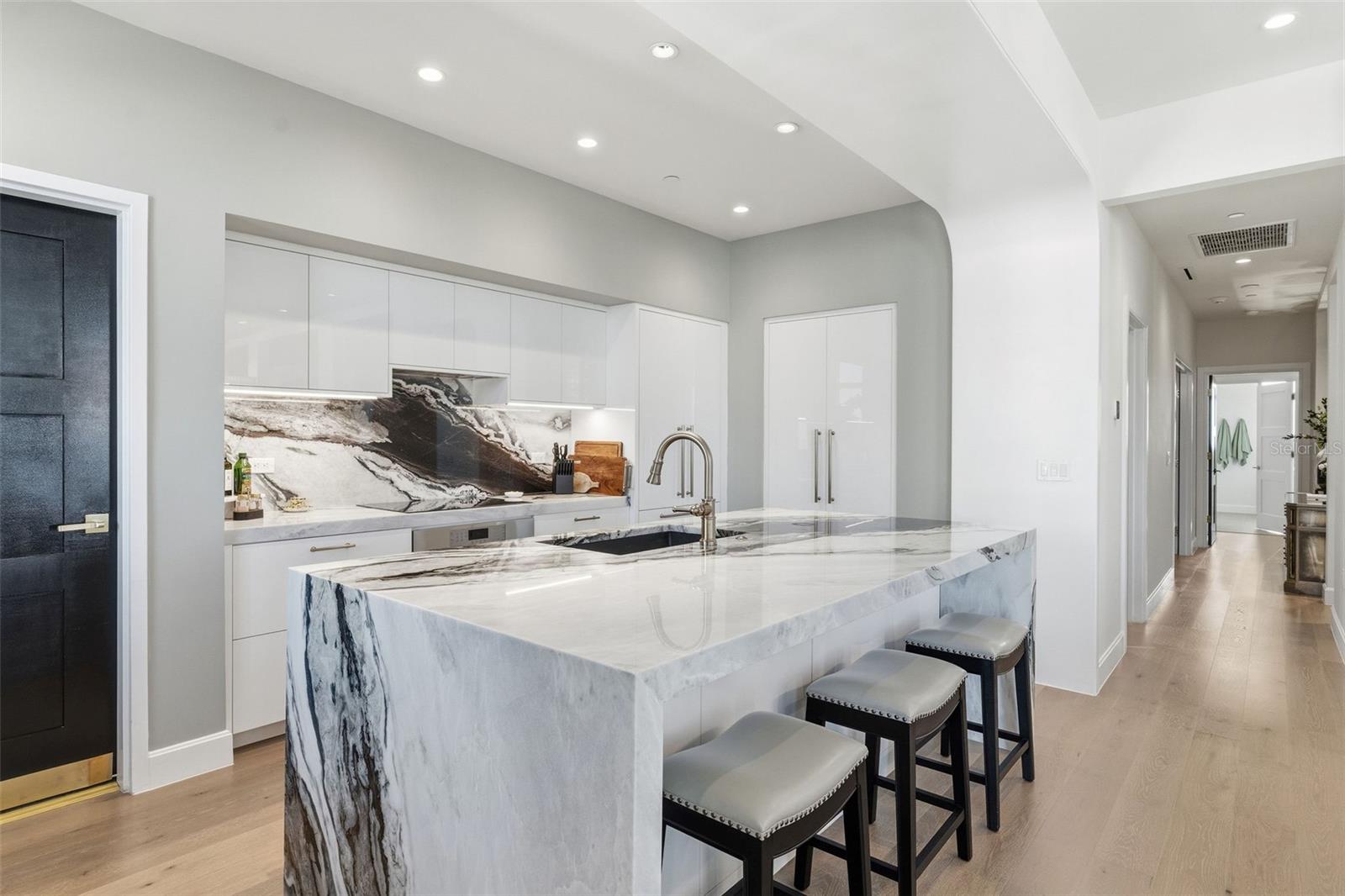 NOLEN THE CONDO - Residential