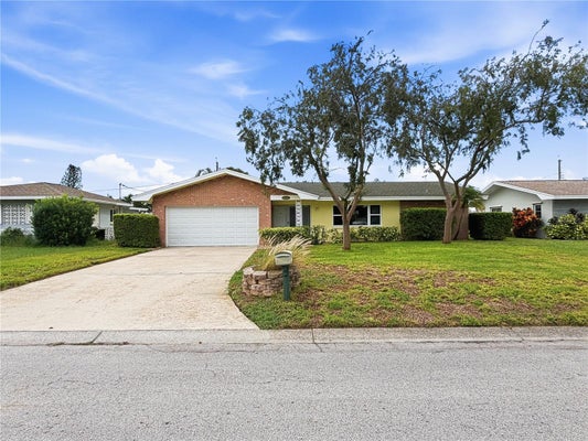 14036 THACHER AVE, LARGO, FL 33774 - Image a83dc0d2da231087ada03750dcd9ff89/1893615217