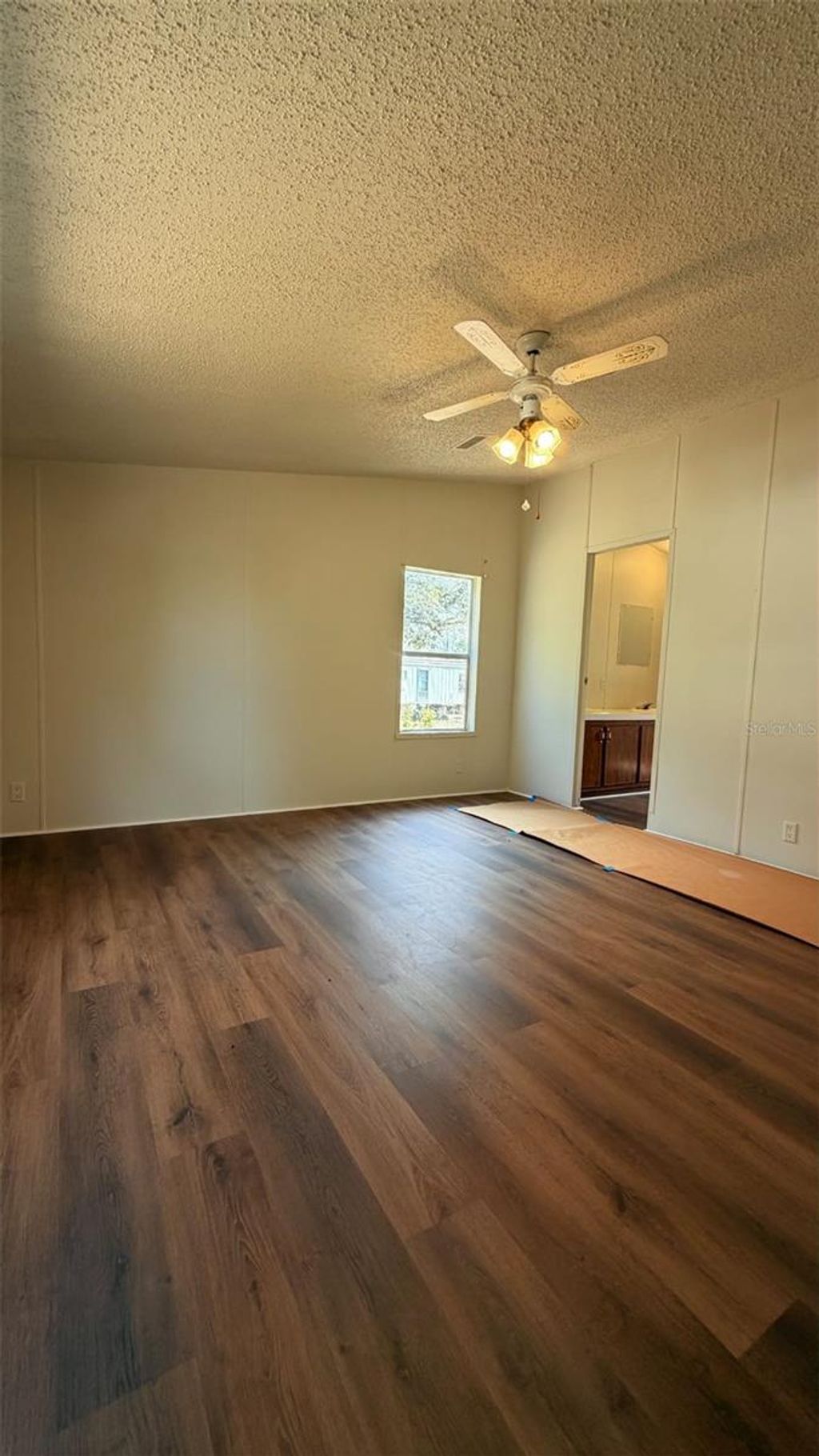 Photo of 1910 40th Street NW, Winter Haven, FL 33881 (MLS # P4938070)