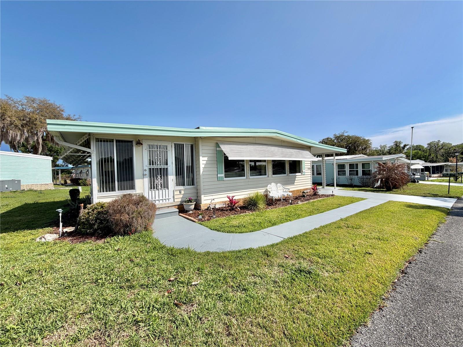 HAWTHORNE AT LEESBURG A COOP - Residential