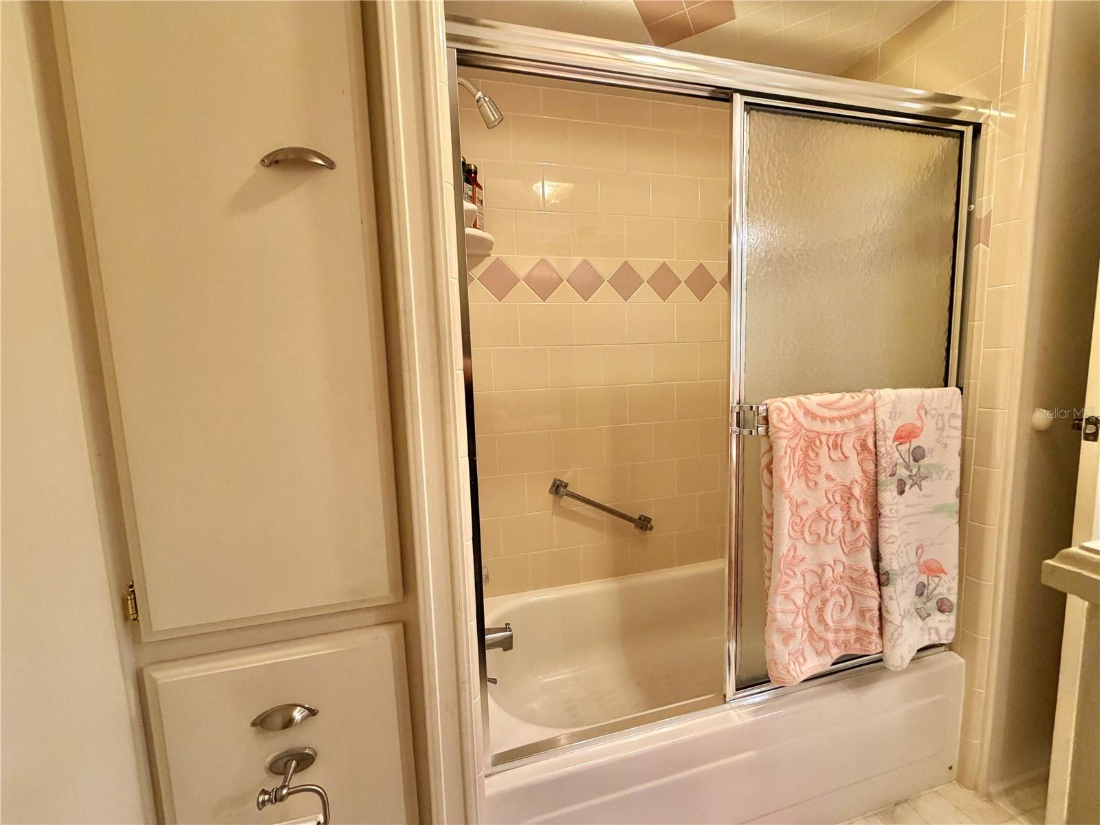 HAWTHORNE AT LEESBURG A COOP - Residential