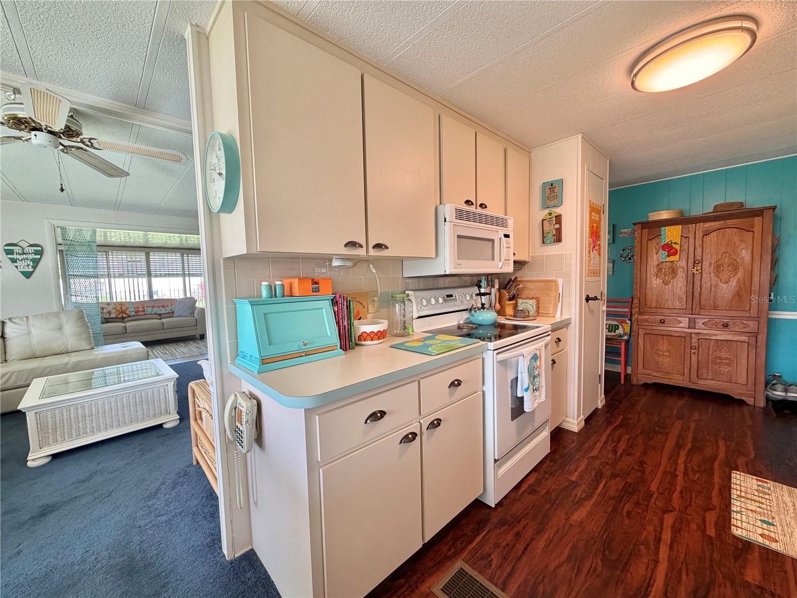 HAWTHORNE AT LEESBURG A COOP - Residential