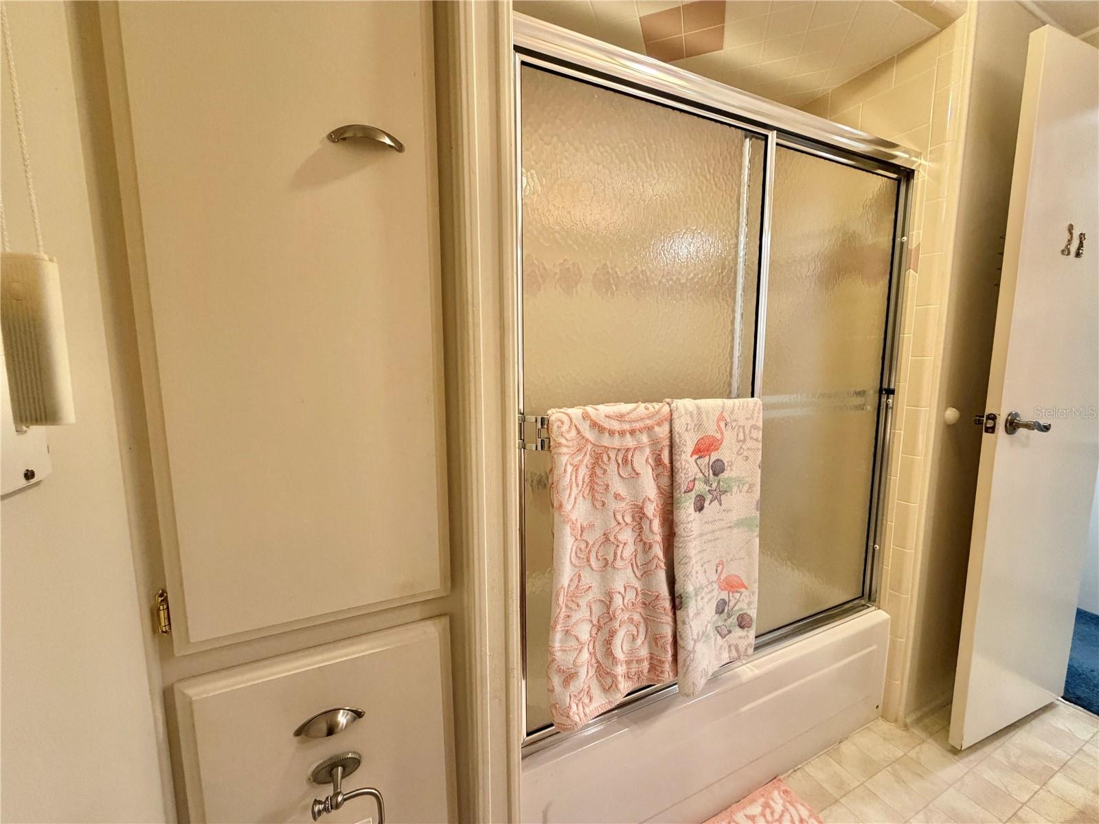 HAWTHORNE AT LEESBURG A COOP - Residential