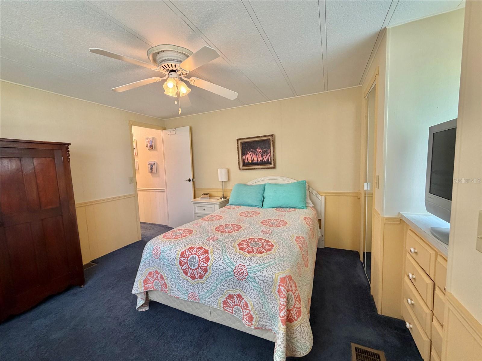 HAWTHORNE AT LEESBURG A COOP - Residential