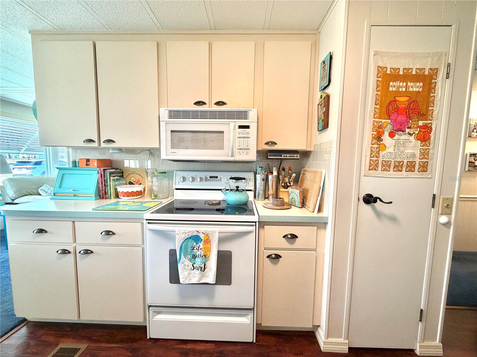 HAWTHORNE AT LEESBURG A COOP - Residential