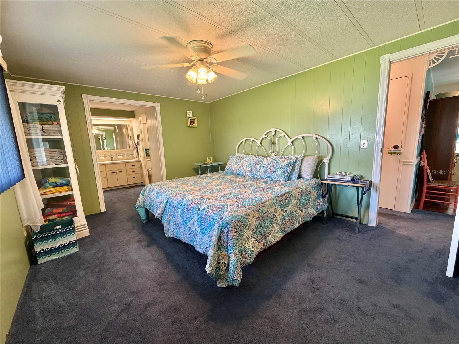 HAWTHORNE AT LEESBURG A COOP - Residential