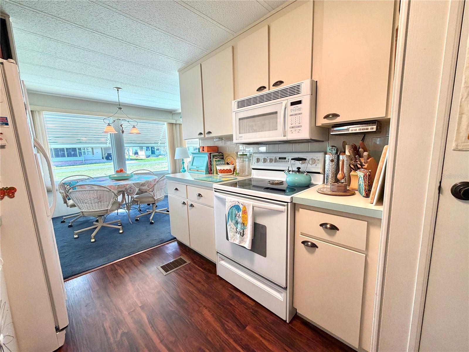 HAWTHORNE AT LEESBURG A COOP - Residential