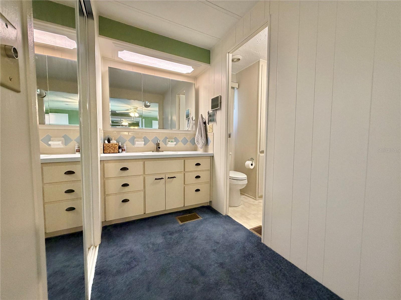 HAWTHORNE AT LEESBURG A COOP - Residential