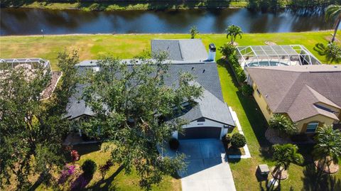 A home in PALMETTO