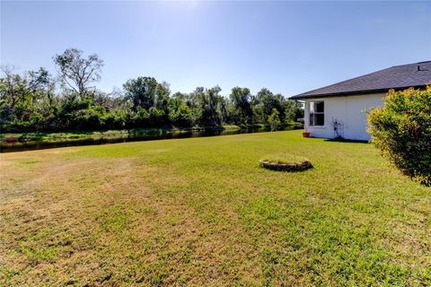 A home in PALMETTO