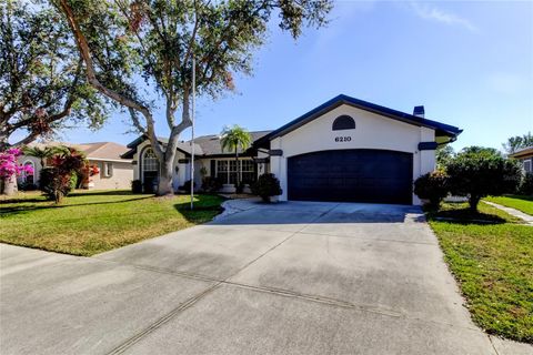 A home in PALMETTO