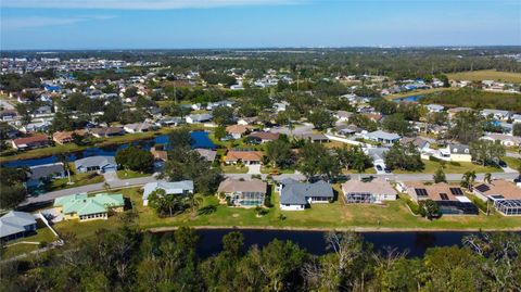 A home in PALMETTO