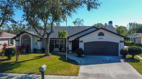 A home in PALMETTO