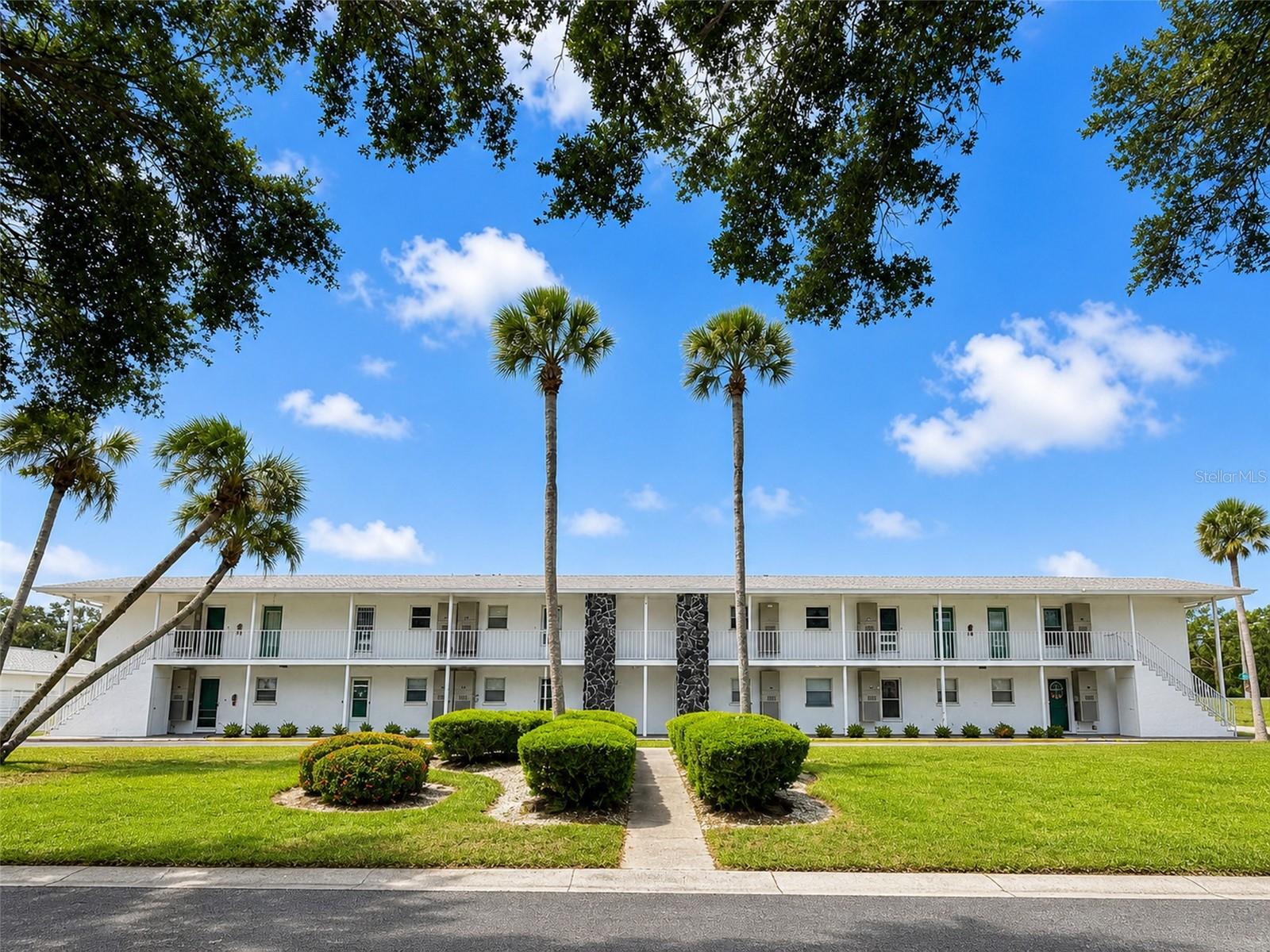 STRATHMORE VILLAGE GREEN - Residential