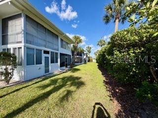 3900 ROXANE BOULEVARD 11B