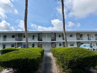 3900 ROXANE BOULEVARD 11B