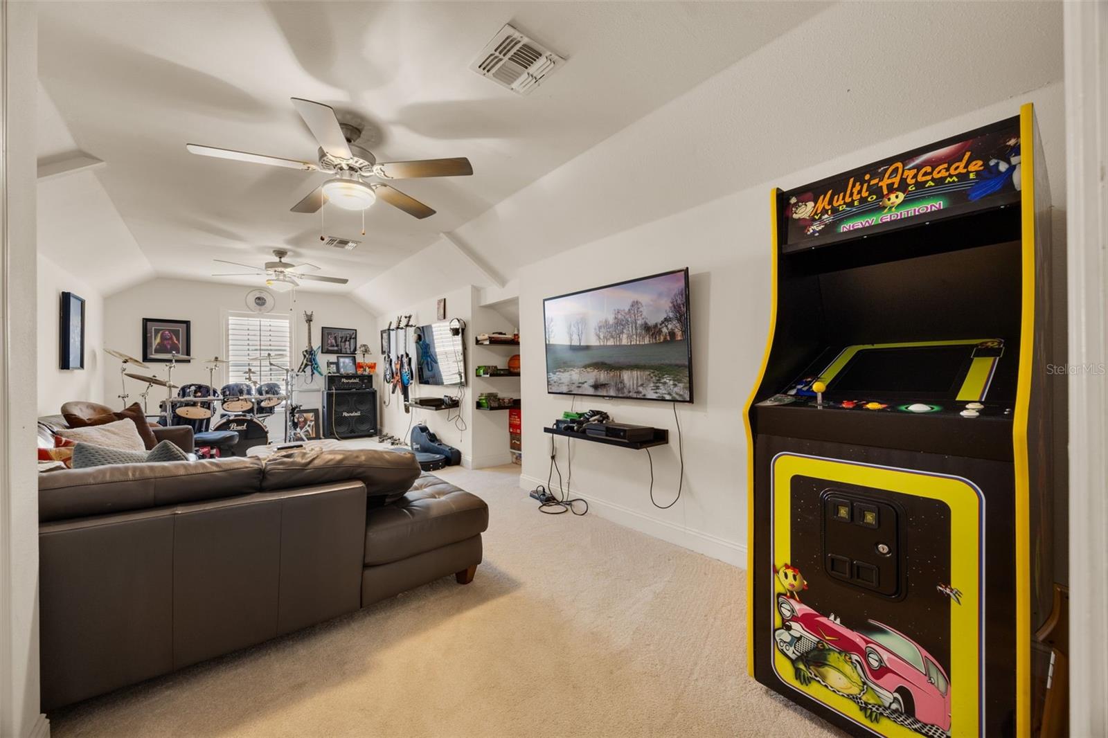 WEATHERSTONE ON LAKE OLIVIA - Residential