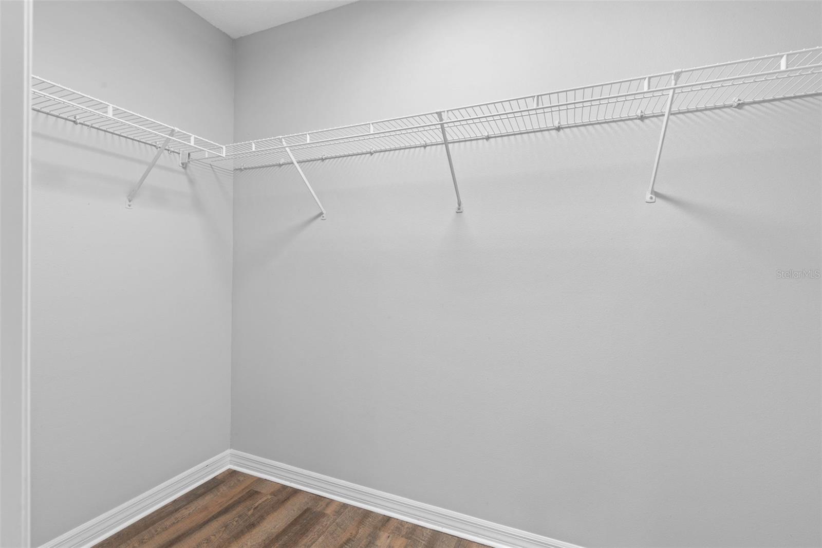 ASTON PARK - Residential