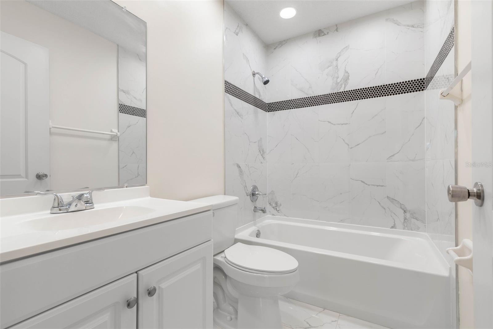 ASTON PARK - Residential