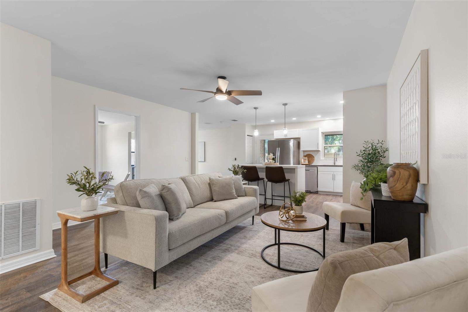 ASTON PARK - Residential