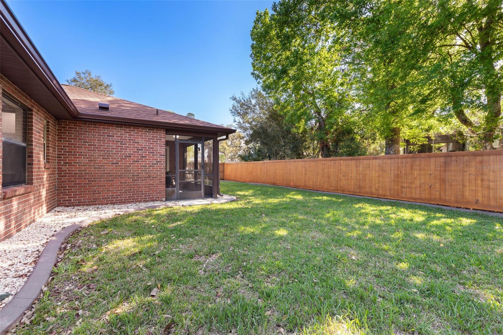 ASTON PARK - Residential