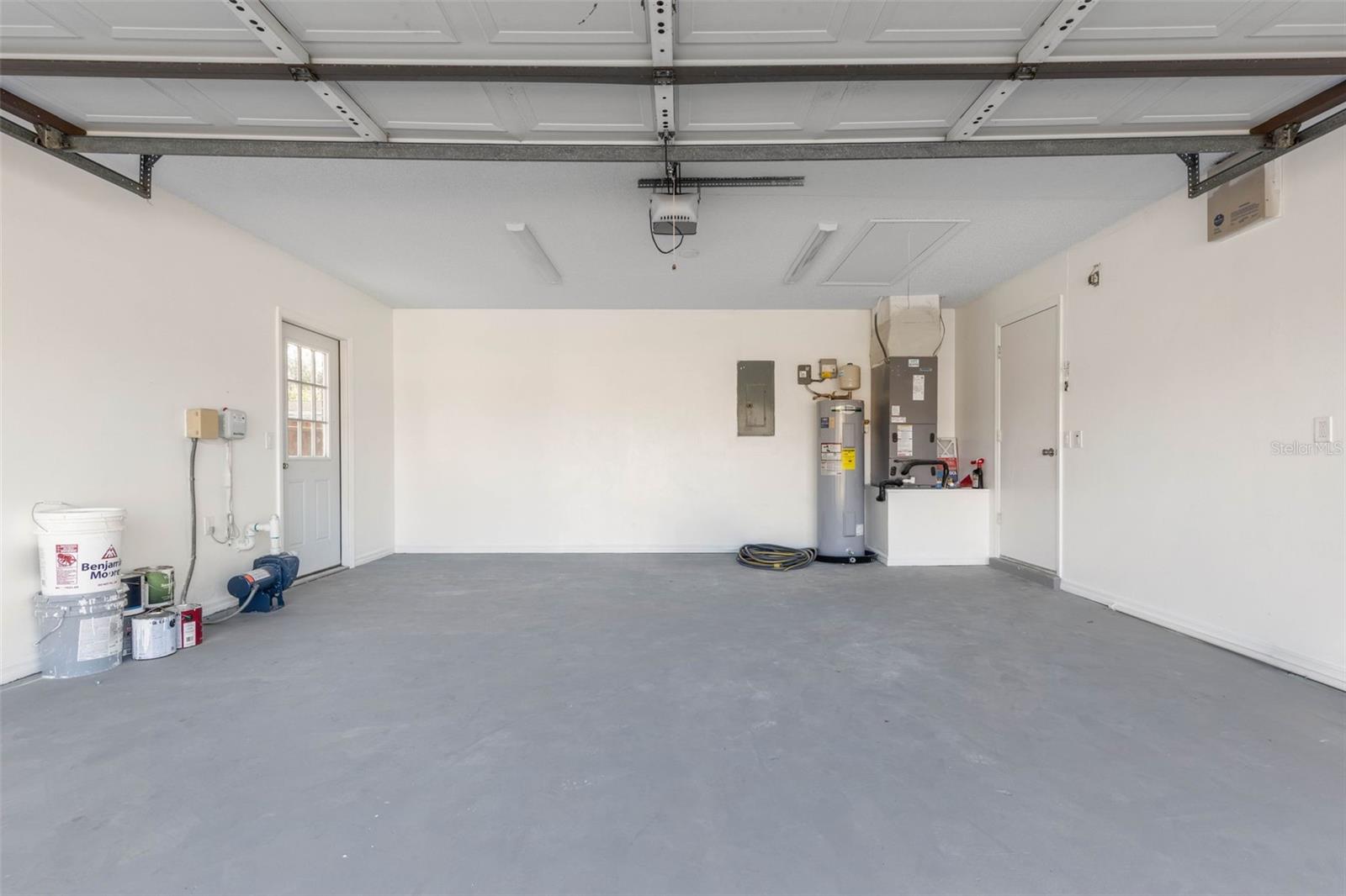 ASTON PARK - Residential