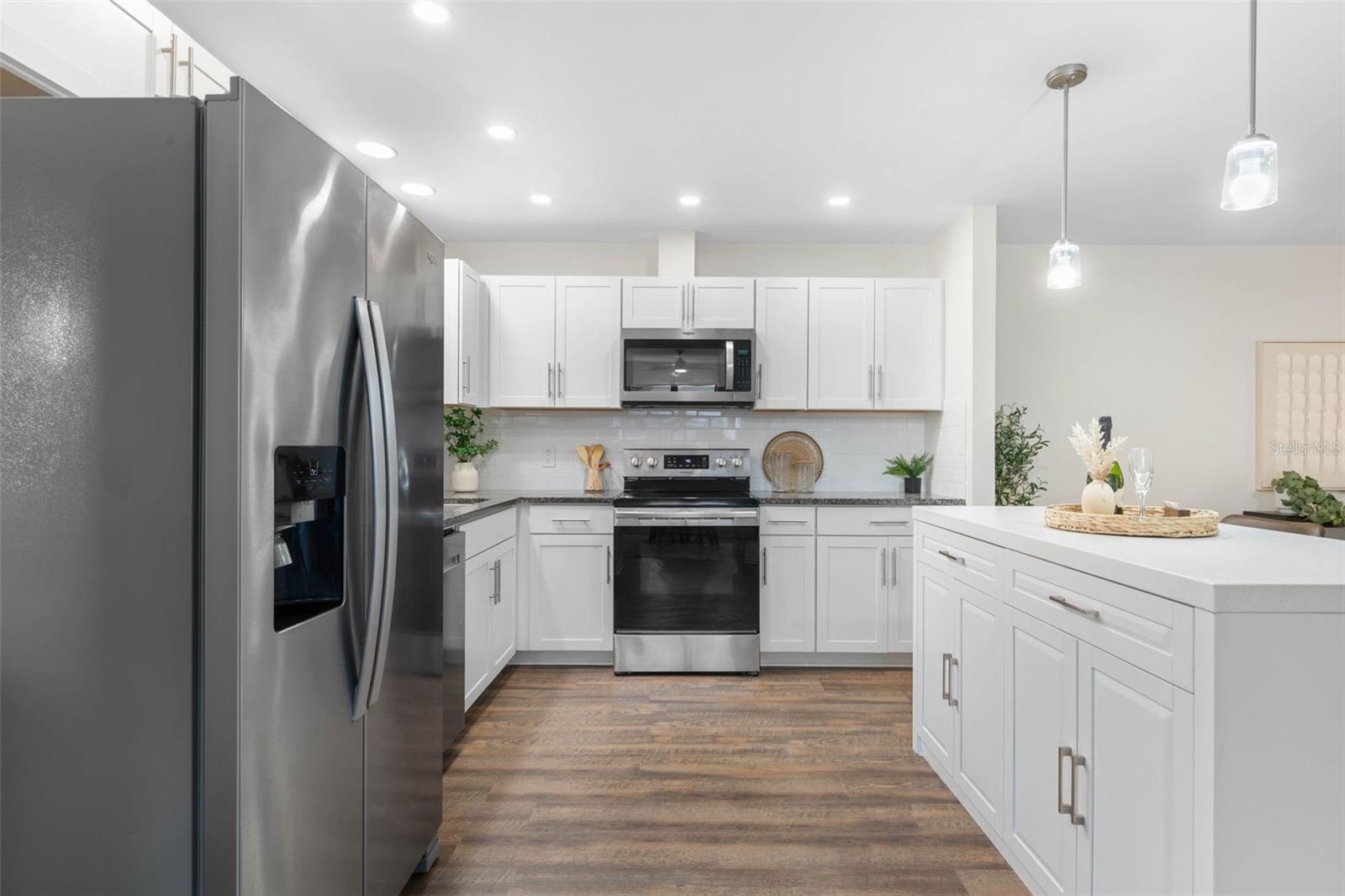 ASTON PARK - Residential