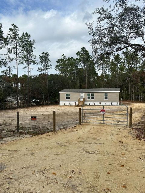 A home in DUNNELLON