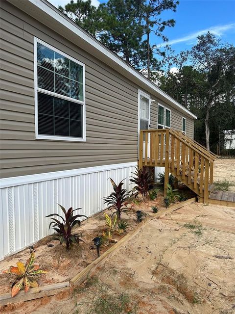 A home in DUNNELLON