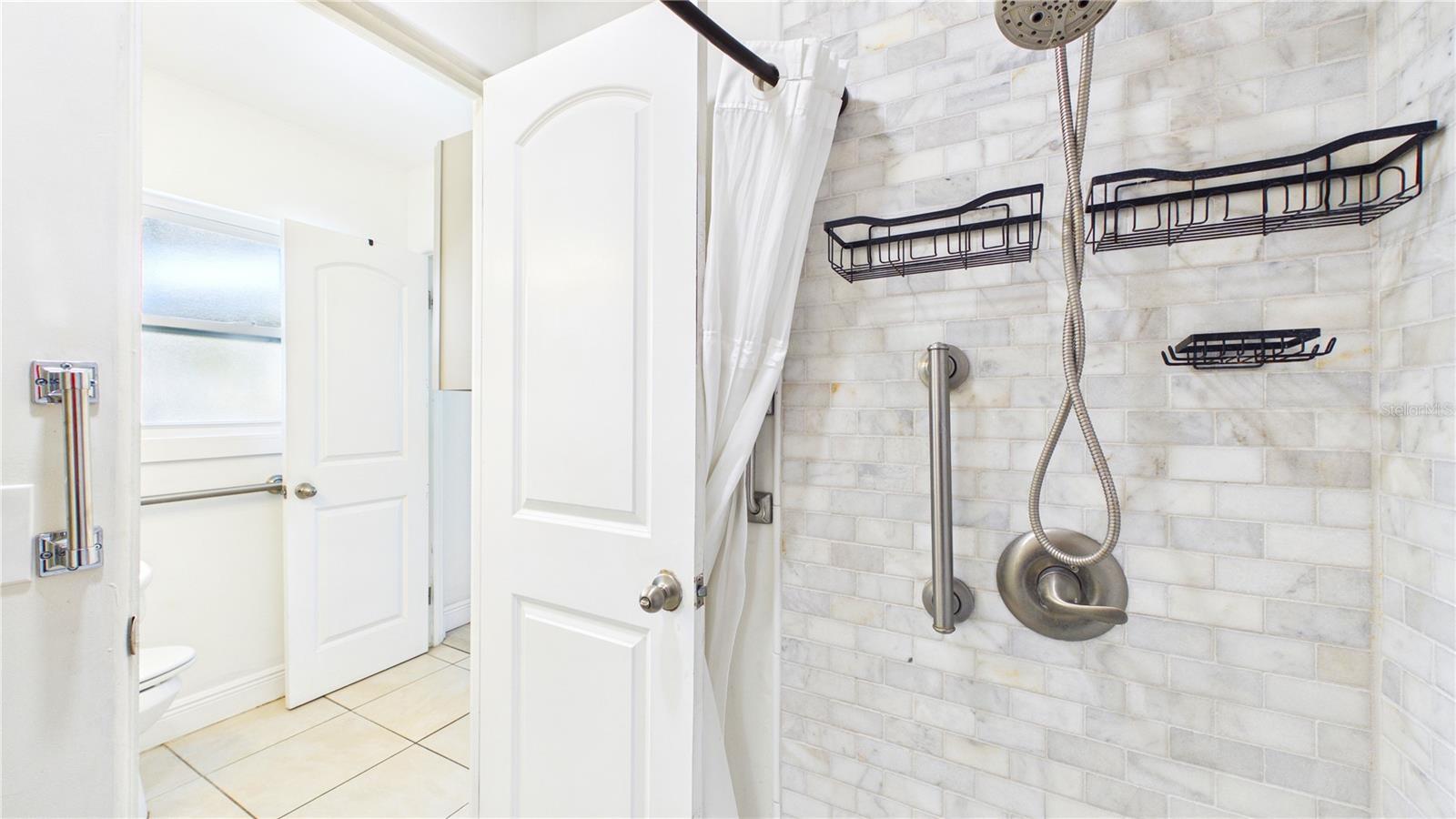 BOCA CIEGA ESTATES - Residential