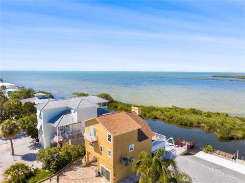 6633 Driftwood Drive, Hudson, FL 34667