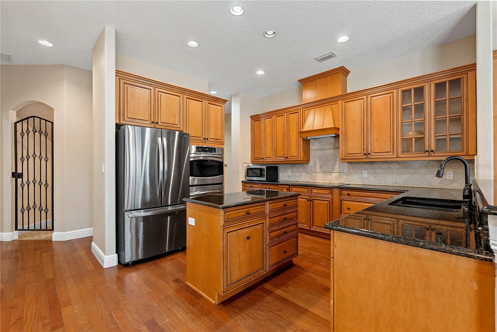 MARKHAM ESTATES SUB - Residential