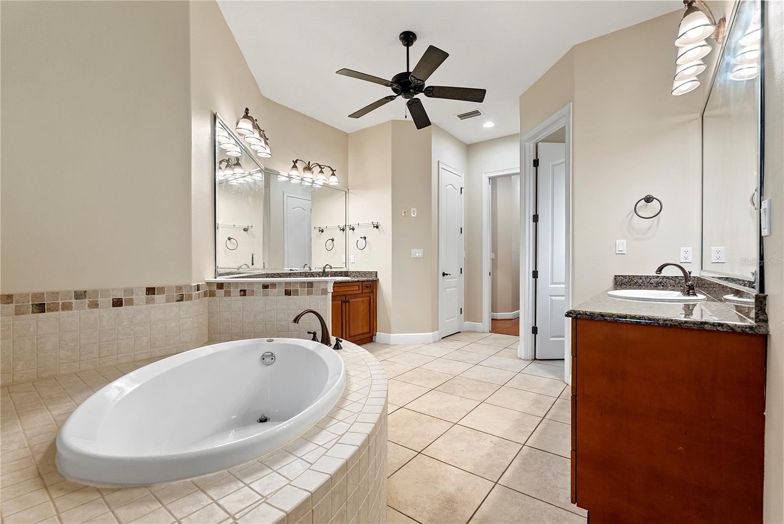 MARKHAM ESTATES SUB - Residential