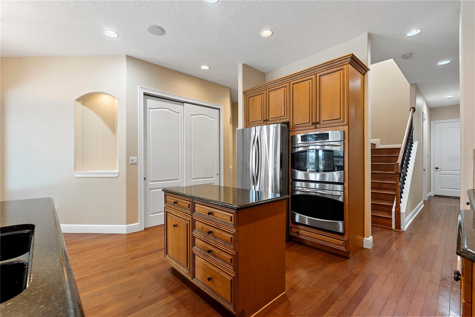 MARKHAM ESTATES SUB - Residential