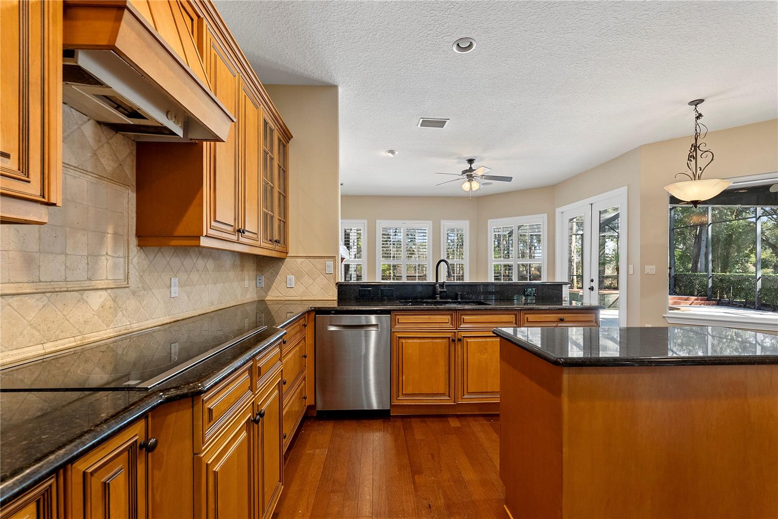 MARKHAM ESTATES SUB - Residential