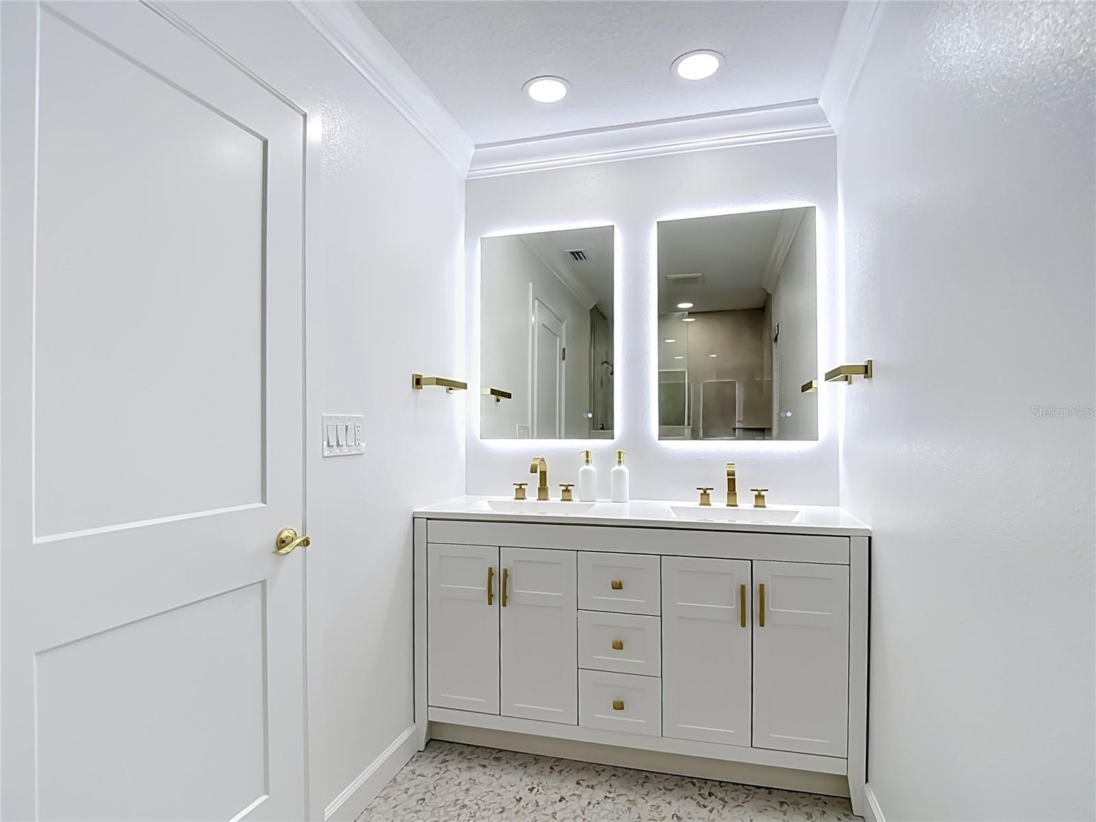 GULF HARBORS WOODLANDS - Residential Lease