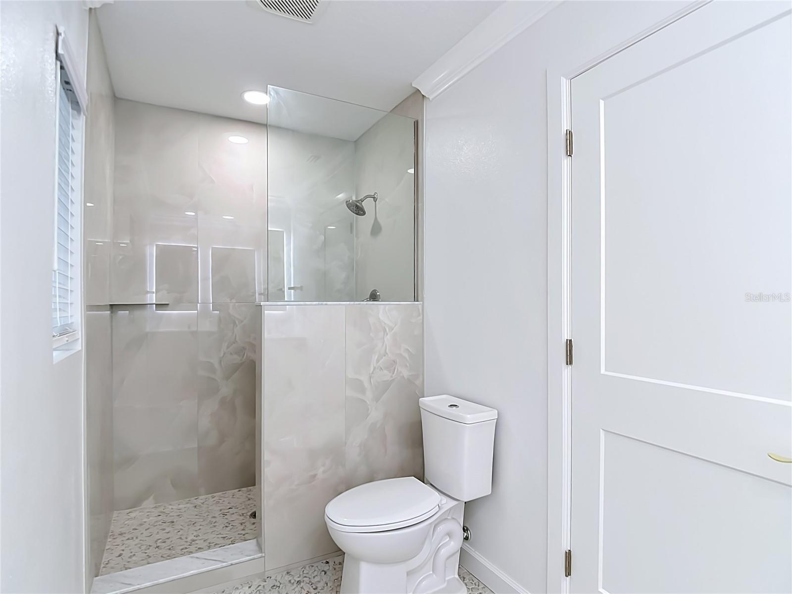 GULF HARBORS WOODLANDS - Residential Lease