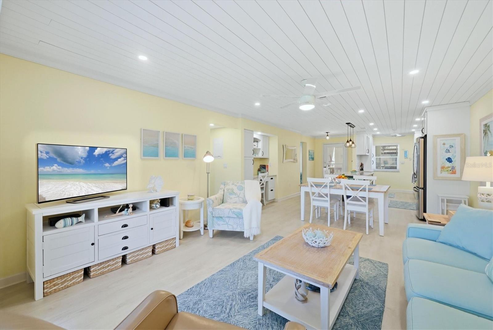 MISSION LAKES - Residential