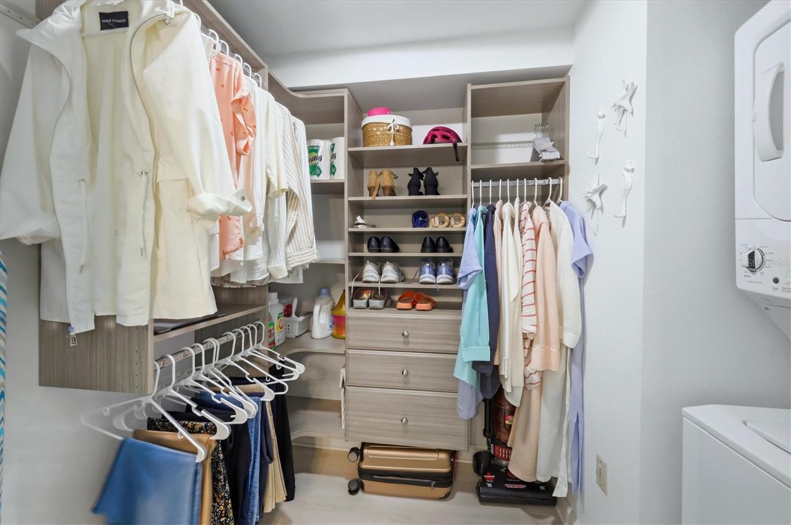 MISSION LAKES - Residential