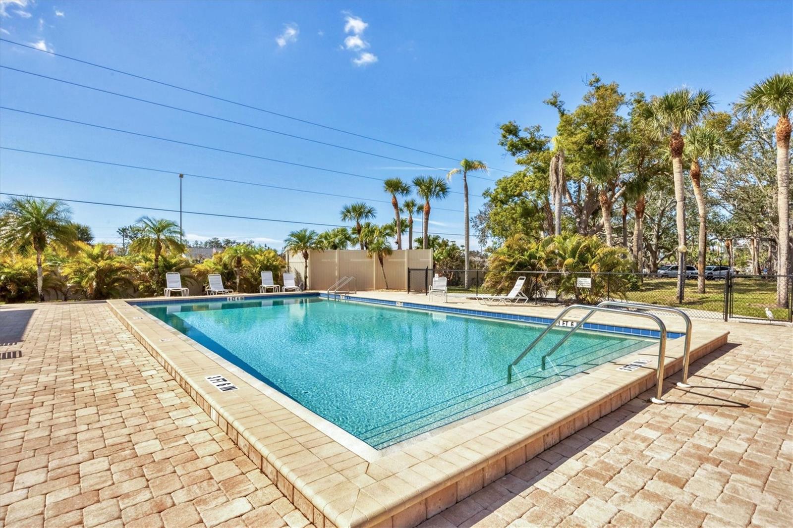 MISSION LAKES - Residential