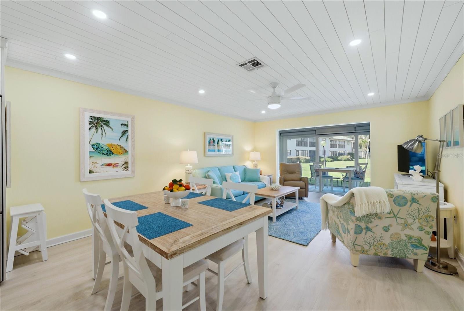 MISSION LAKES - Residential