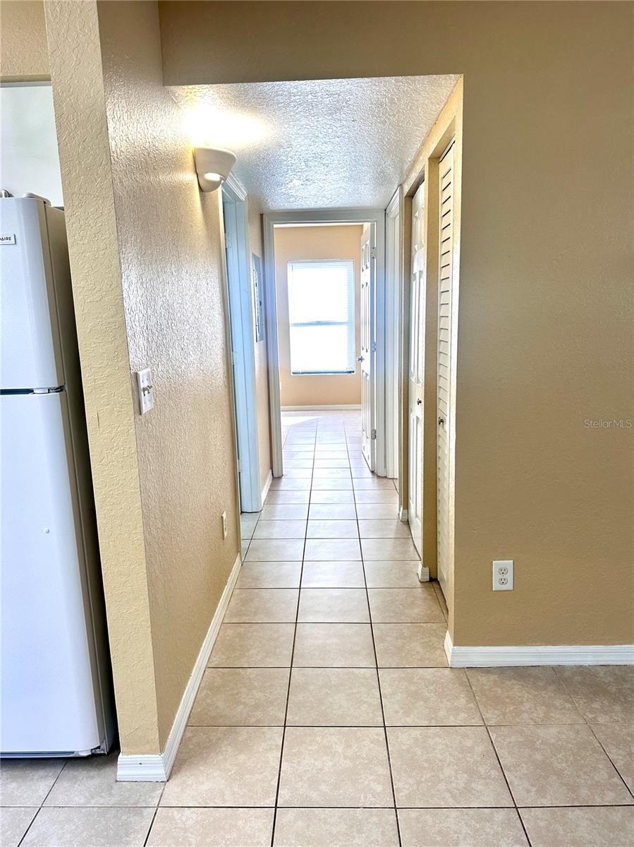 SKINNER'S SUB, L.B. W 100FT OF LOT 1 LESS W 5 FT F - Residential Lease