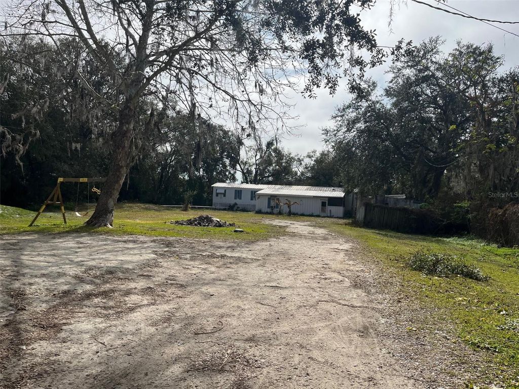Photo of 3736 Valley Farm Road, Lakeland, FL 33810 (MLS # P4937492)
