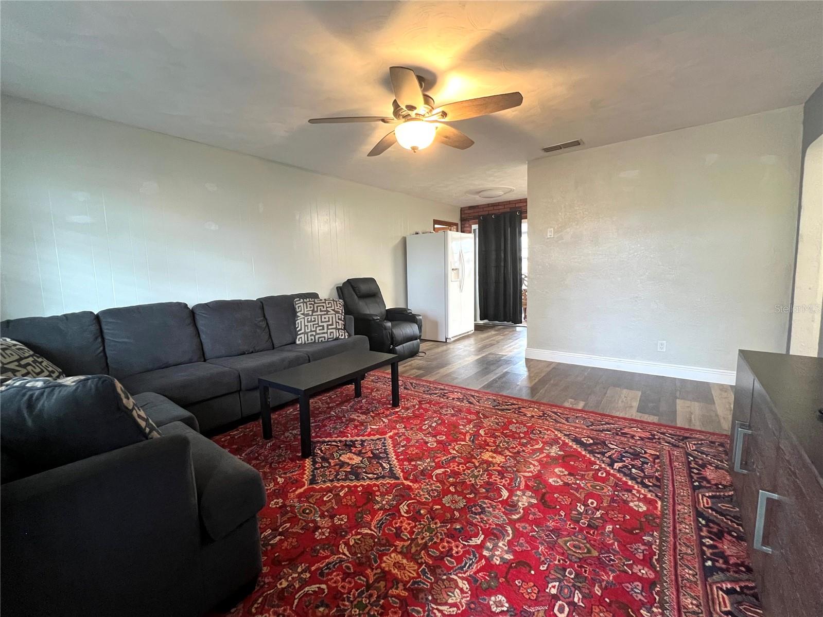 1341 IMPERIAL DRIVE