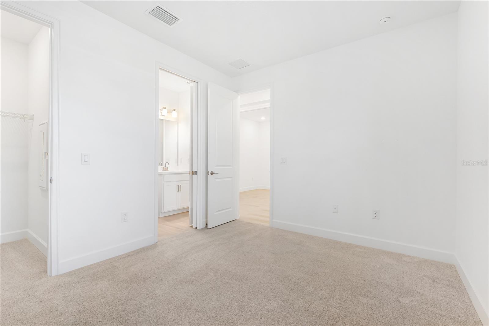 SKYE RANCH NBRHD FOUR NORTH - Residential Lease