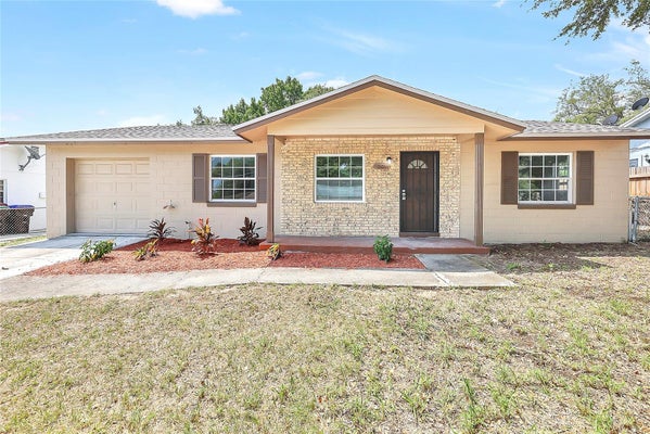 5956 W AMELIA ST, ORLANDO, FL 32835 - Image a847afc733df2f97dccbace0e1be973b/2779040842