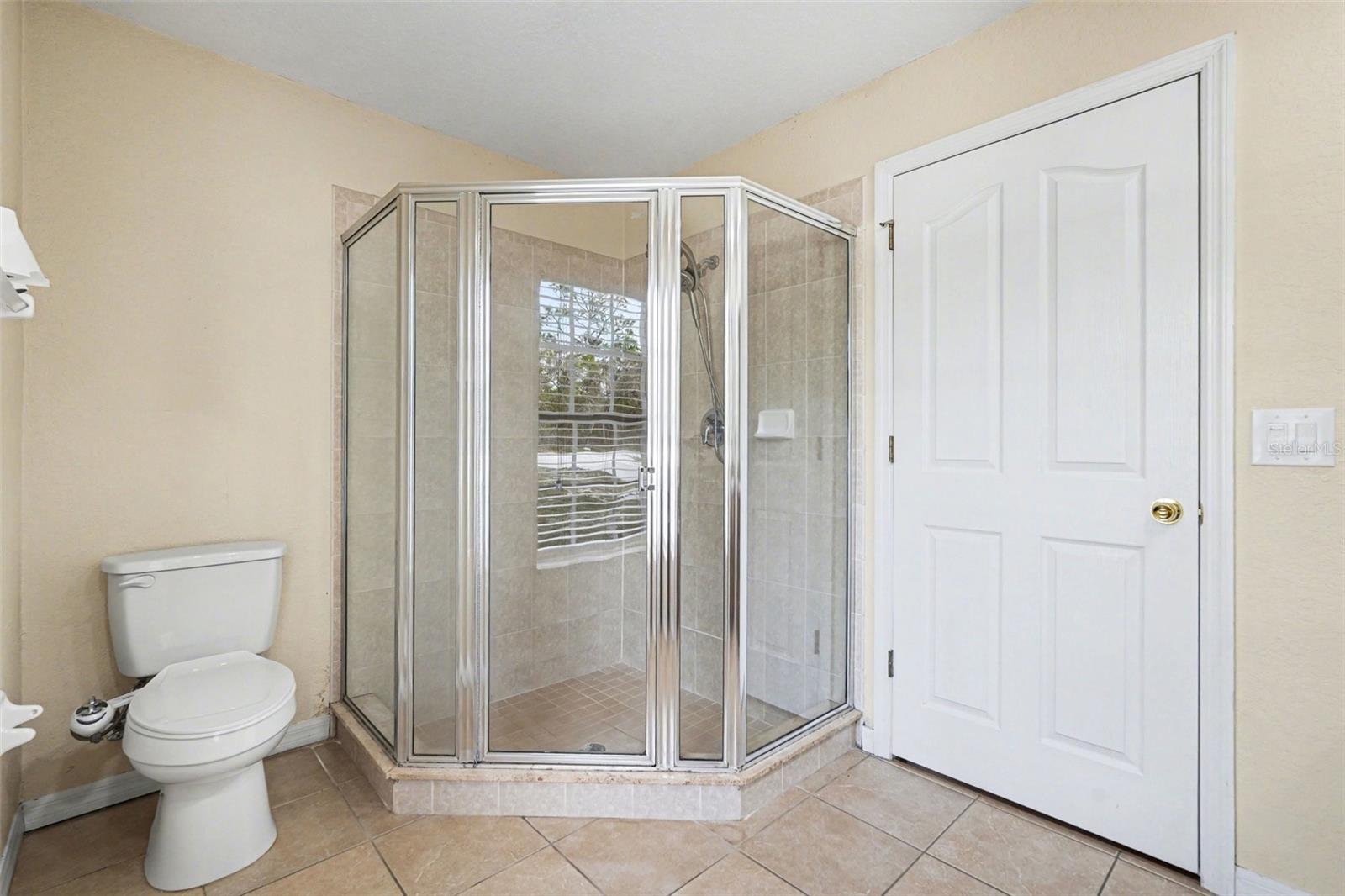 ROYAL HIGHLANDS - Residential