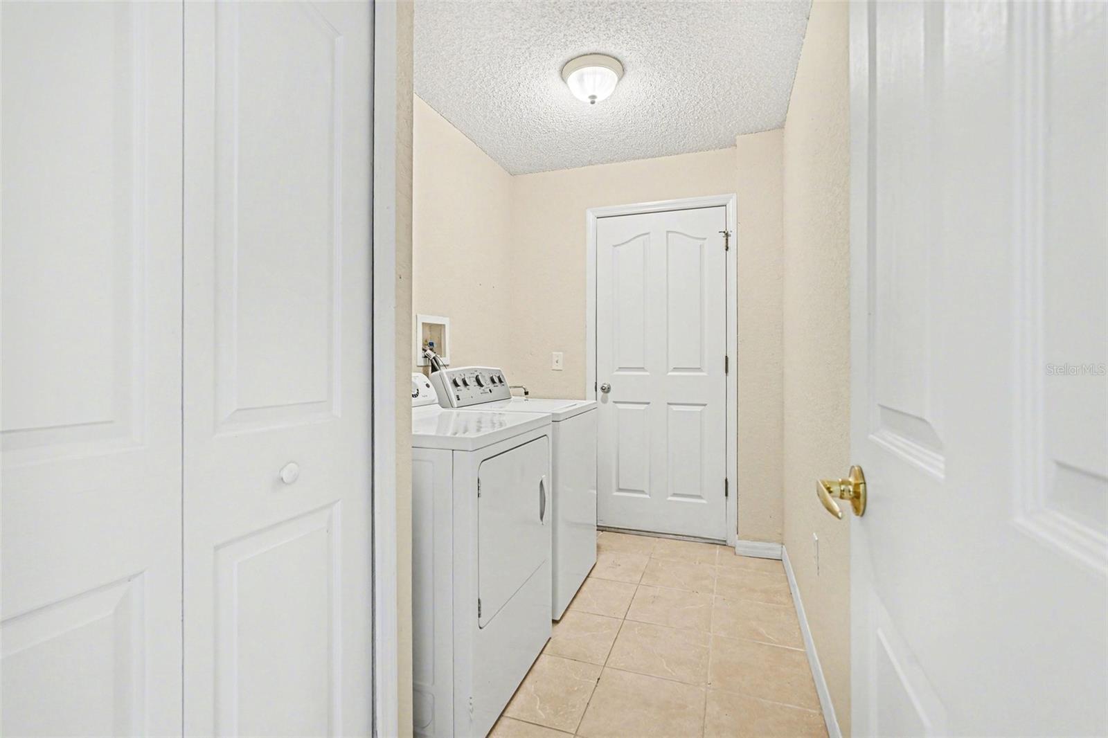 ROYAL HIGHLANDS - Residential