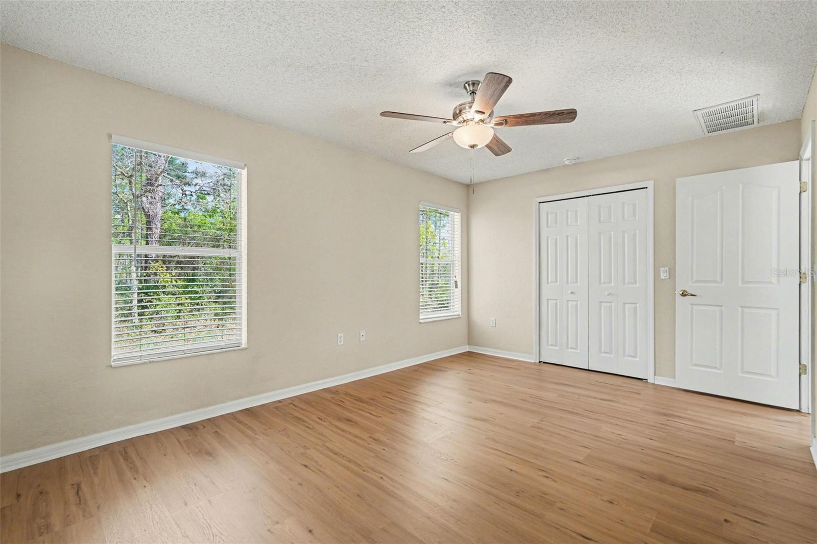 ROYAL HIGHLANDS - Residential